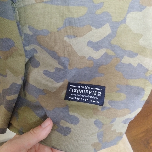 Fishhippie Cedar Island Camo Quarter Zip Pullover Size Small - Picture 10 of 11